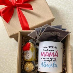 caja de regalo para mamá abuela con mug personalizado y fotos detalles cali