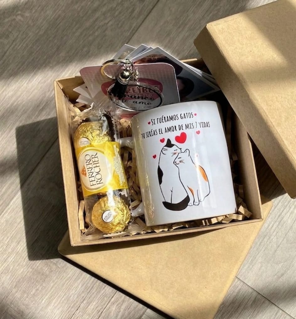 caja de regalo aniversario con mug de gatos personalizado y ferrero rocher – detalles cali caja de regalo aniversario con mug de gatos personalizado y ferrero rocher – detalles cali