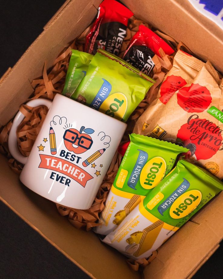 caja regalo 'mejor profesor' con mug y snacks en cali detalles cali caja regalo 'mejor profesor' con mug y snacks en cali detalles cali