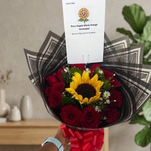girasol ramo de rosas rojas arreglo floral pareja detalle regalo